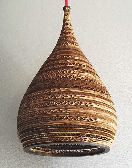 Lampa wisząca z tektury - CONE S